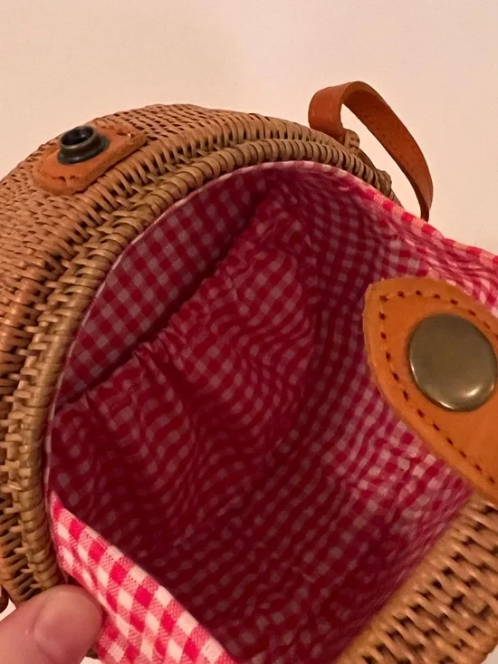 Round Woven Crossbody Bag in Brown - Picture 3 of 3